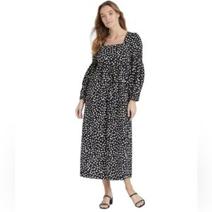 WHO WHAT WEAR LONG BELL SLEEVE MAXI DRESS WITH POCKETS BLACK AND WHITE